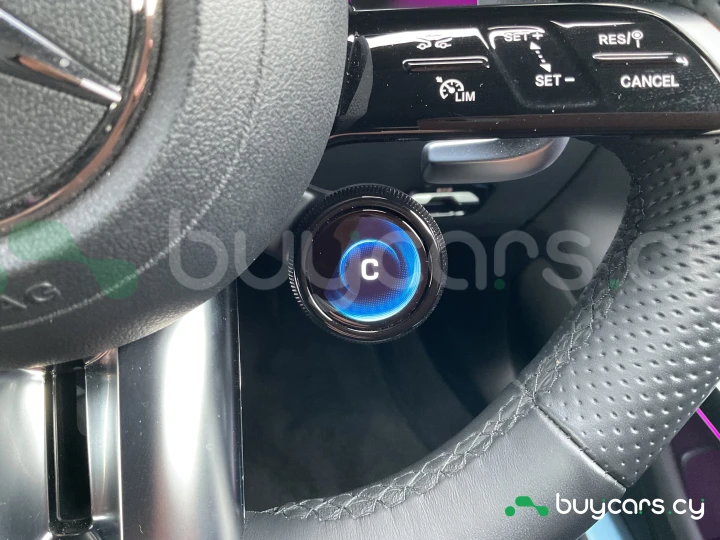 Mercedes SL-class Красный