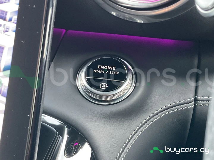 Mercedes SL-class Красный