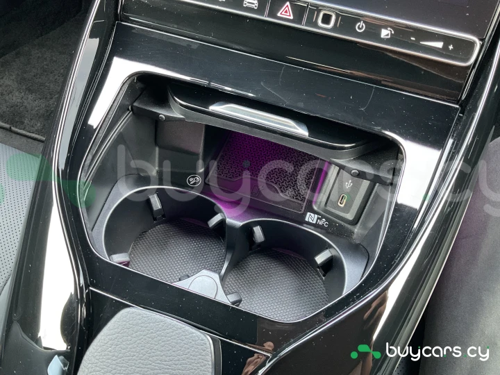 Mercedes SL-class Красный