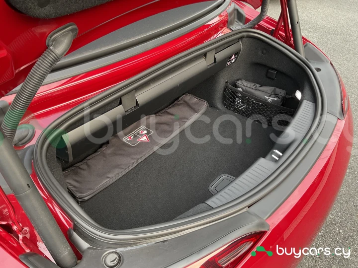 Mercedes SL-class Красный