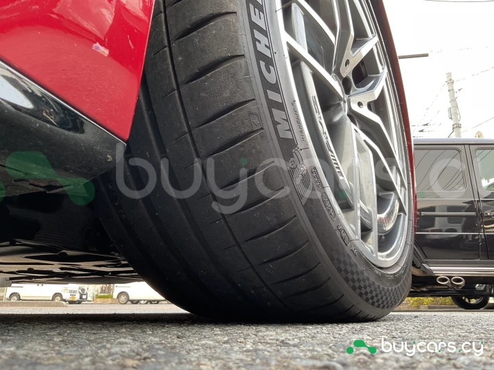 Mercedes SL-class Красный