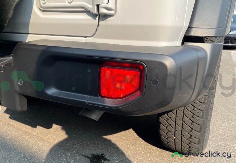 Jeep Wrangler Белый