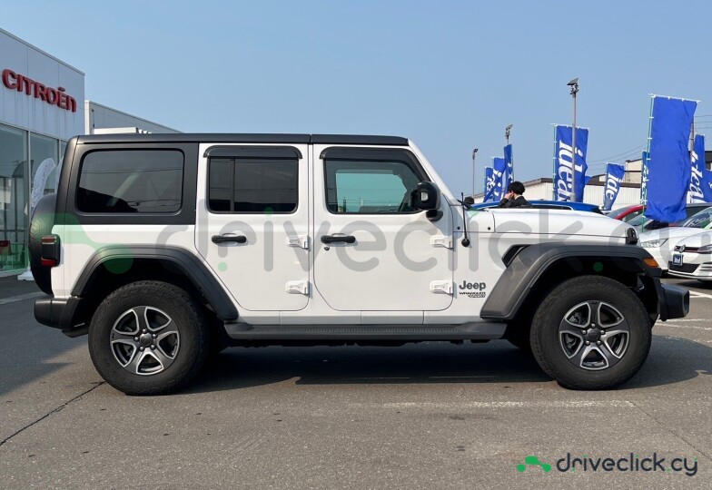 Jeep Wrangler Белый