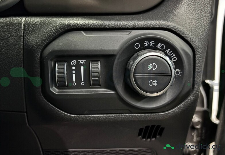 Jeep Wrangler Черный