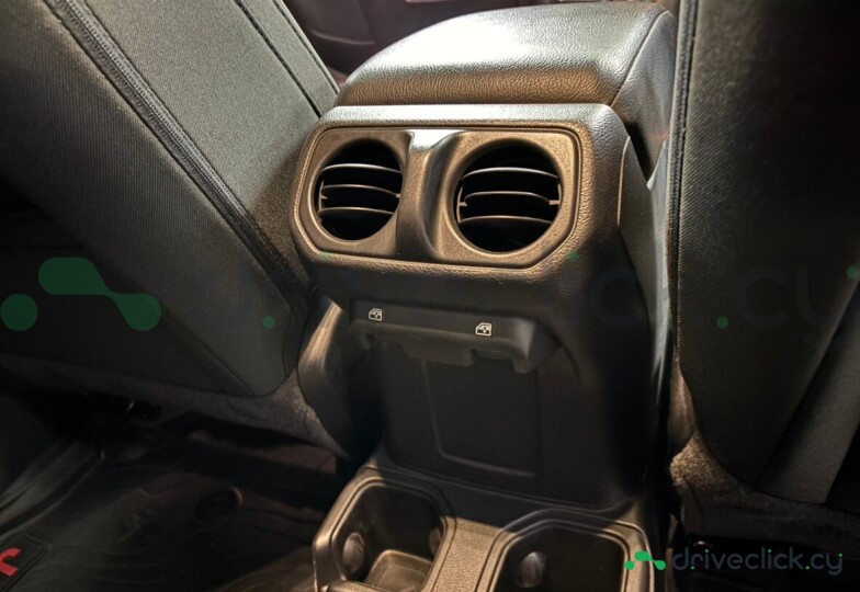 Jeep Wrangler Черный