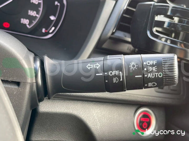 Honda Insight Белый