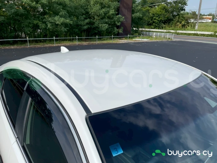 Honda Insight Белый