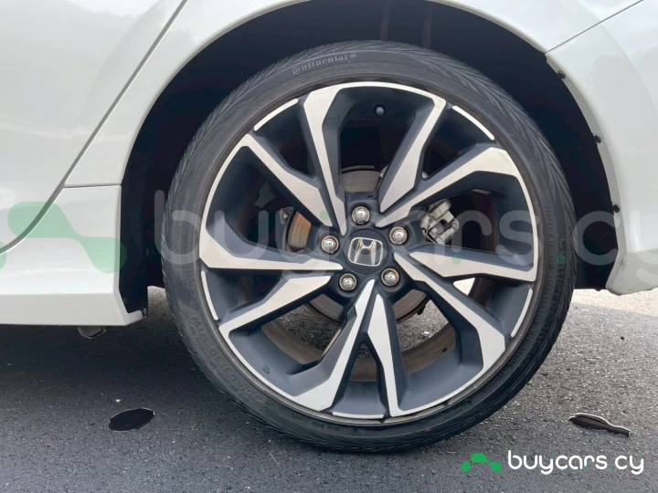 Honda Insight Белый