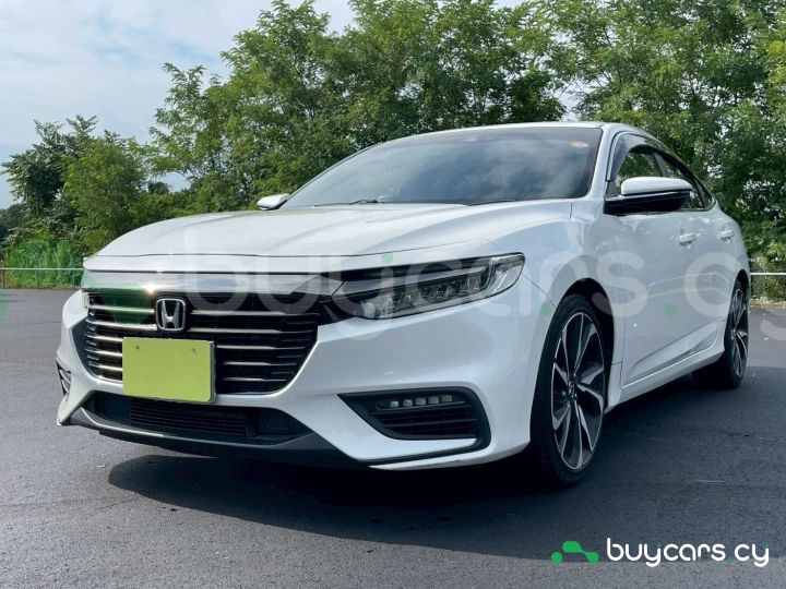 Honda Insight Белый