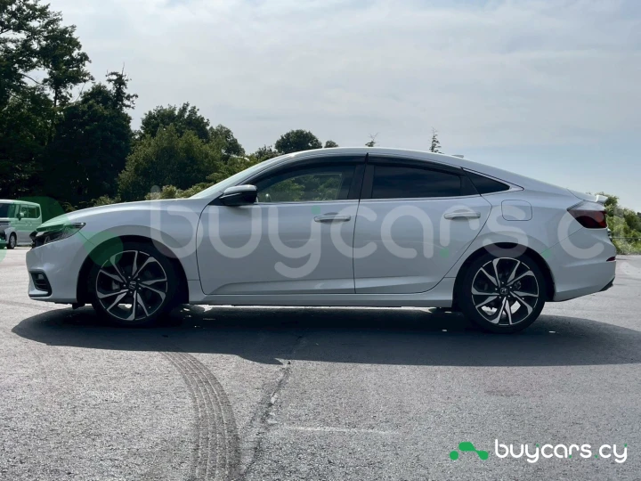 Honda Insight Белый