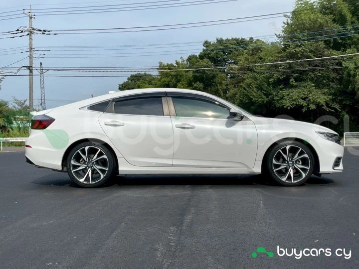 Honda Insight Белый