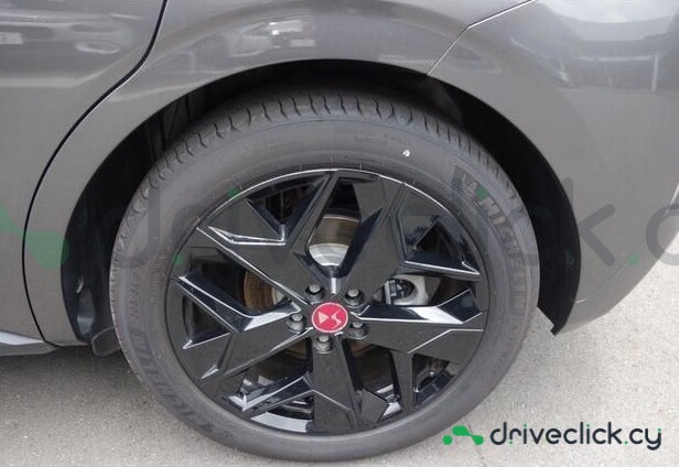 Ds automobiles DS4 Grey