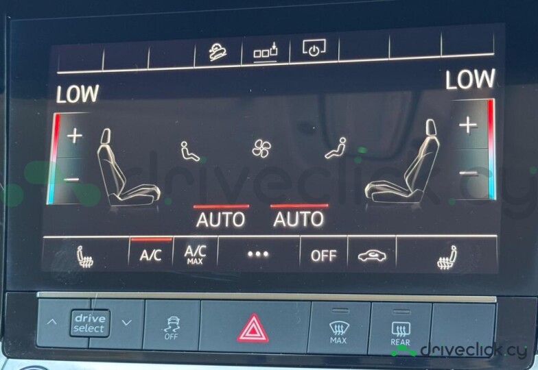 Audi e-tron Серый