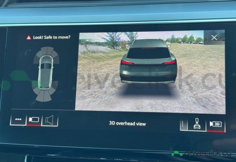 Audi e-tron Серый