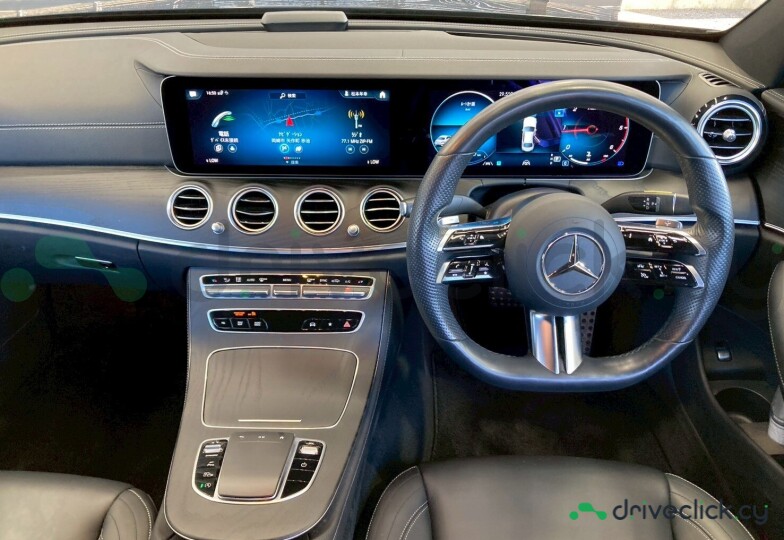 Mercedes E-class Черный