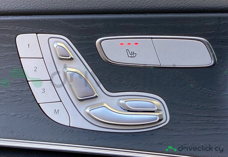 Mercedes E-class Черный