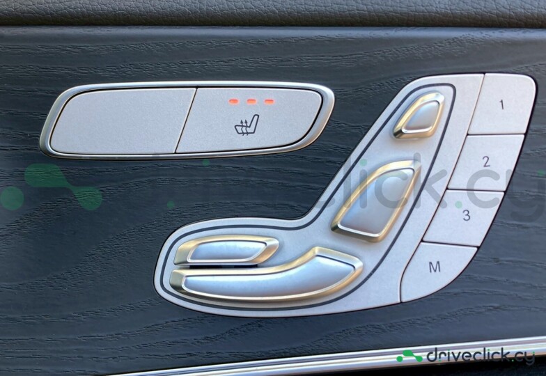 Mercedes E-class Черный