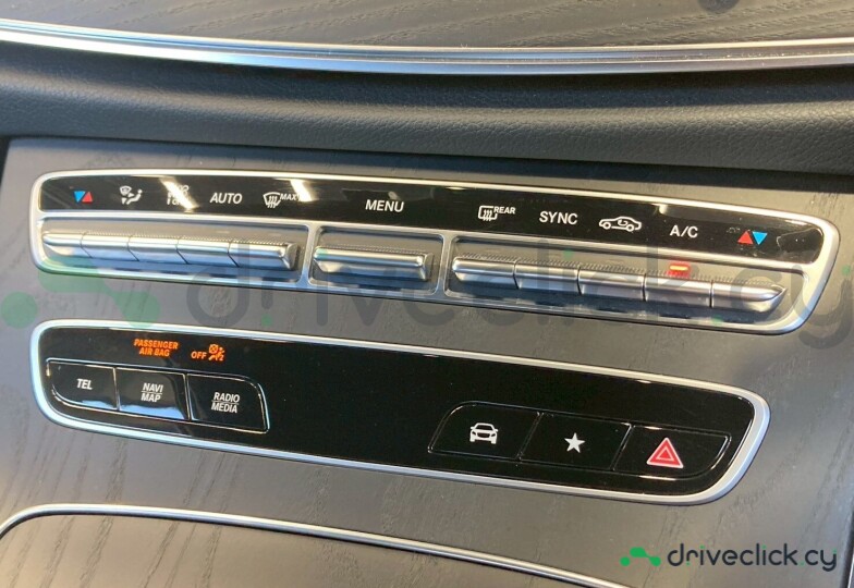 Mercedes E-class Черный