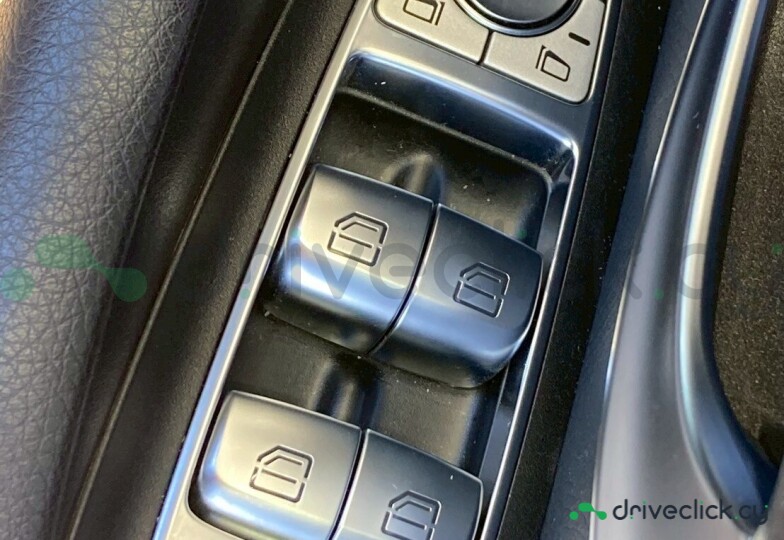 Mercedes E-class Черный