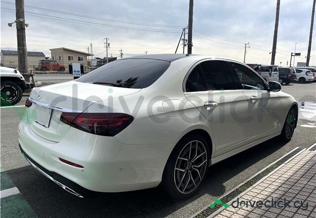 Mercedes E-class White