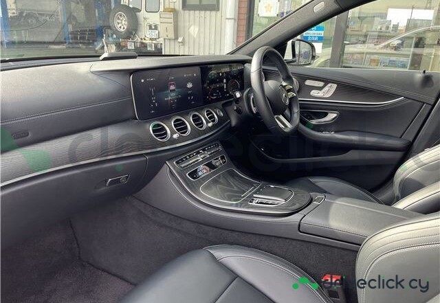 Mercedes E-class White