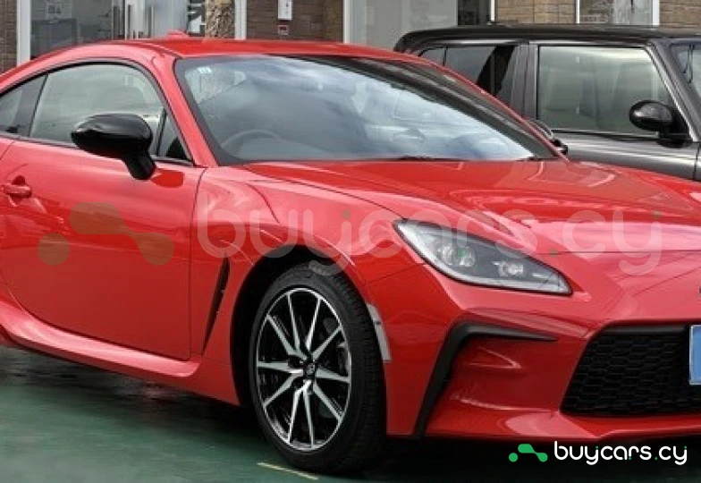 Toyota GR86 Красный