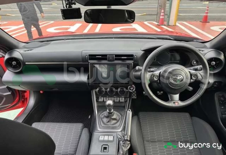 Toyota GR86 Красный