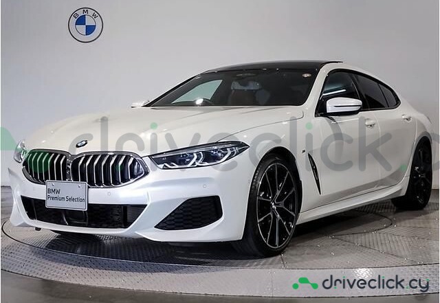 BMW 8 series Белый