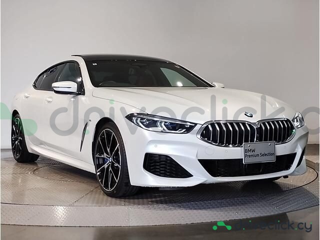BMW 8 series Белый