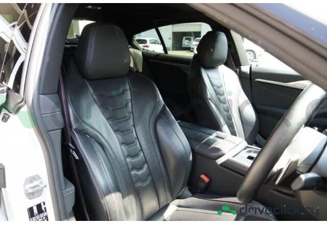 BMW 8 series White