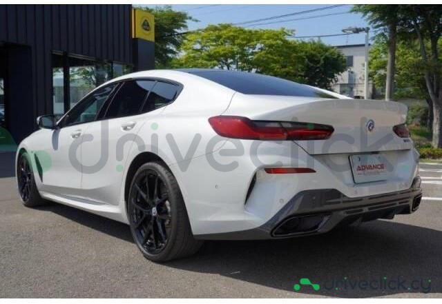 BMW 8 series White
