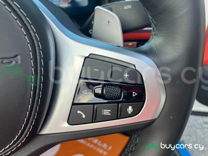 BMW 8 series Белый