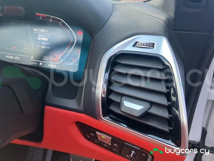 BMW 8 series Белый