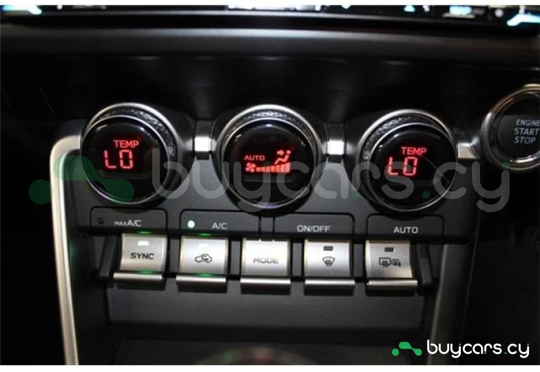 Subaru BRZ Белый