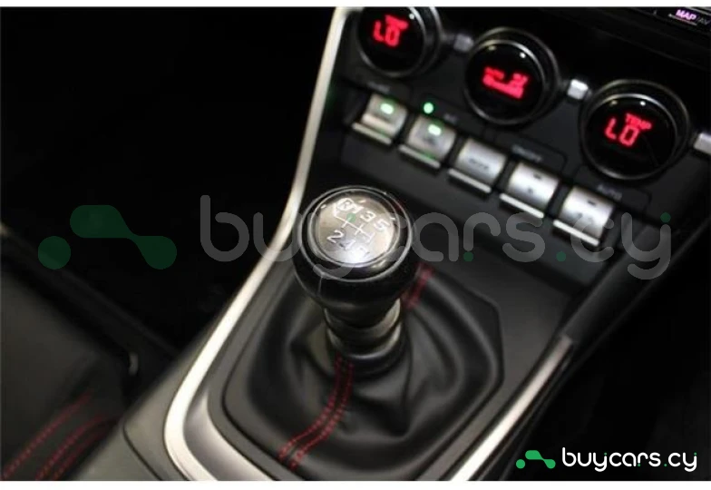 Subaru BRZ Белый