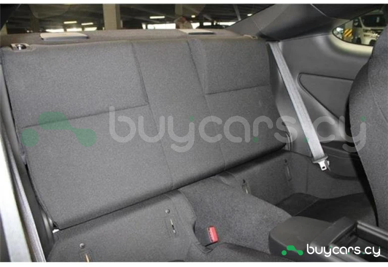 Subaru BRZ Белый