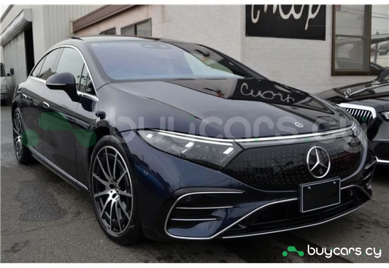 Mercedes EQS Синий