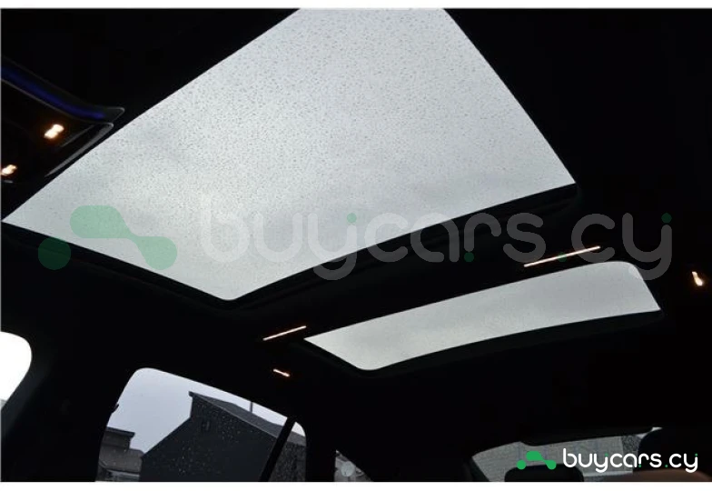 Mercedes EQS Синий