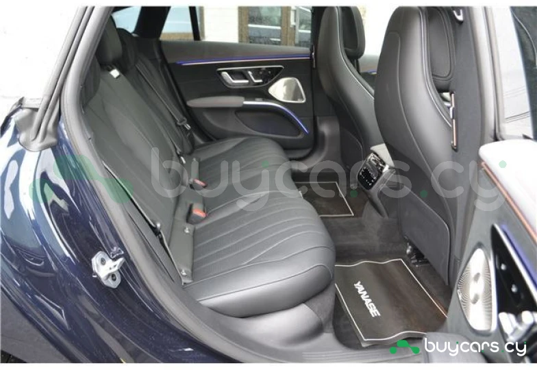 Mercedes EQS Синий