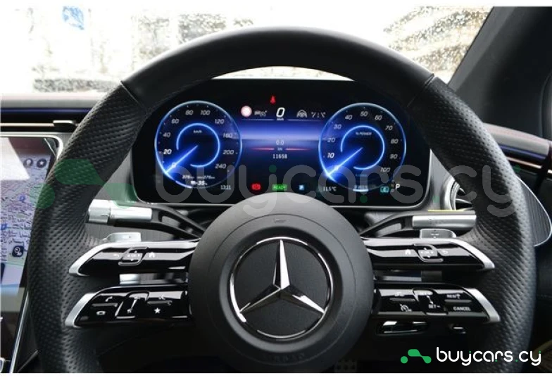 Mercedes EQS Синий