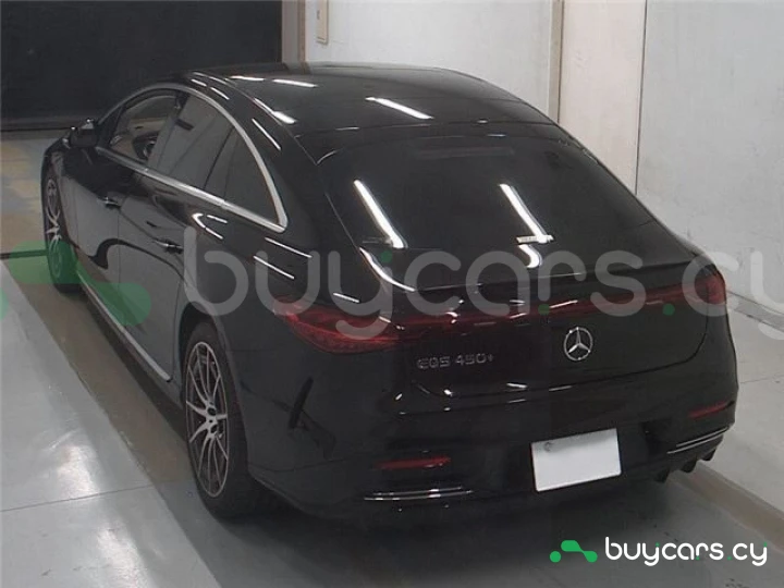 Mercedes EQS Черный