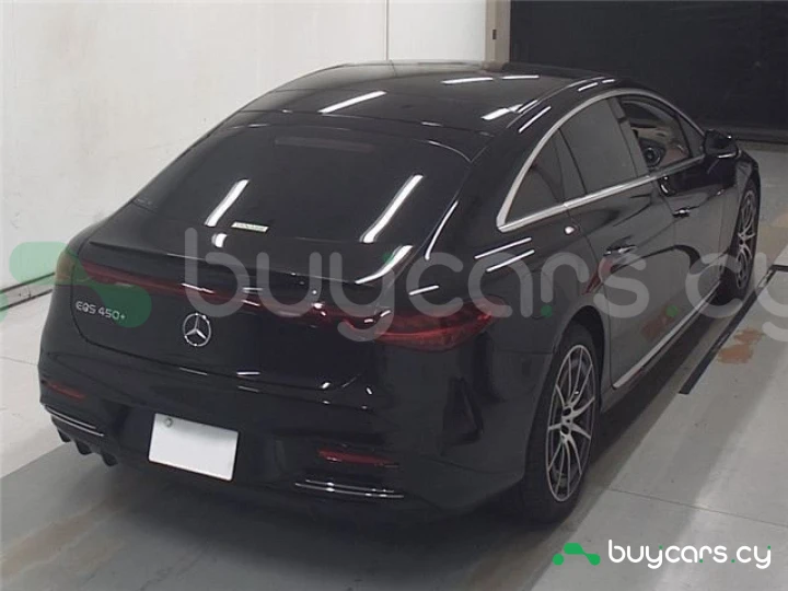 Mercedes EQS Черный