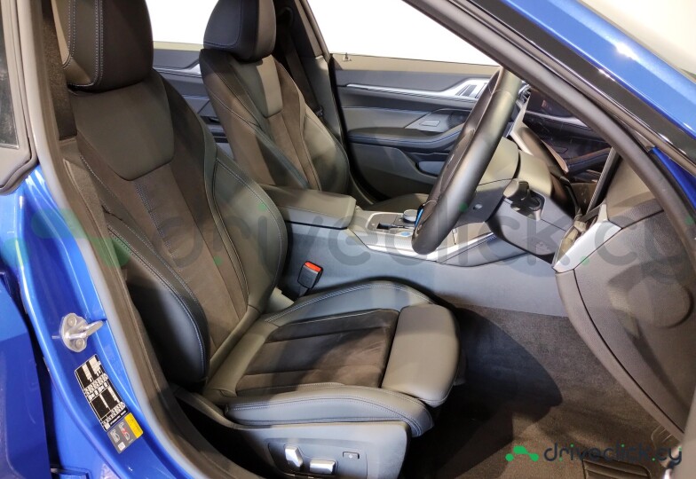BMW i4 Blue