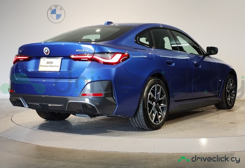BMW i4 Blue