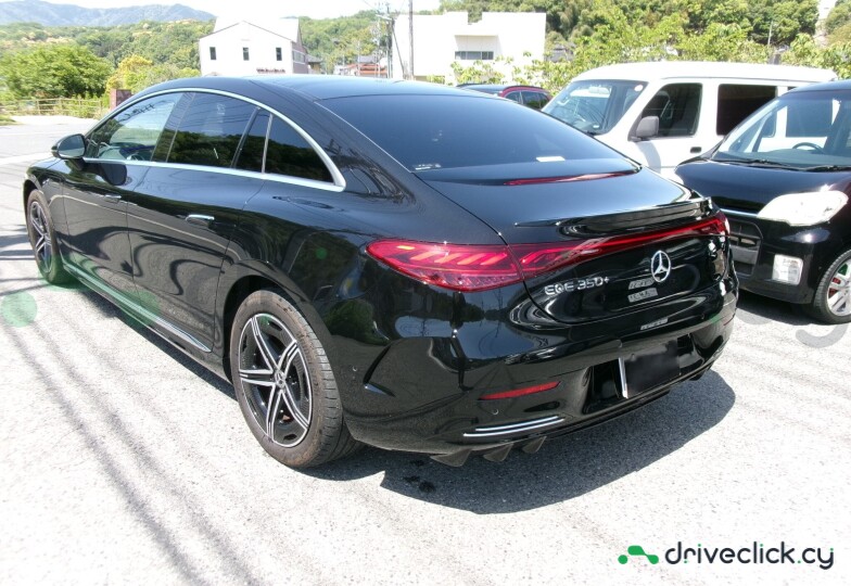 Mercedes EQE Черный