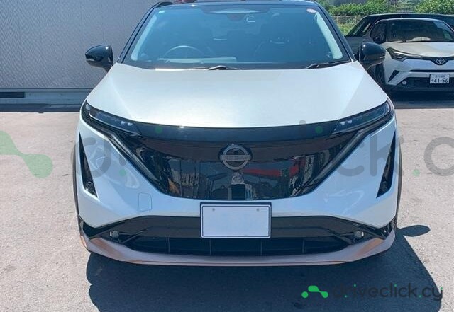 Nissan Ariya Белый