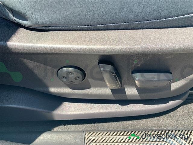 Nissan Ariya Белый