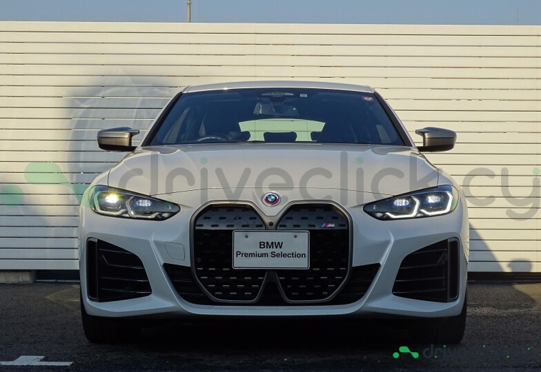 BMW i4 White