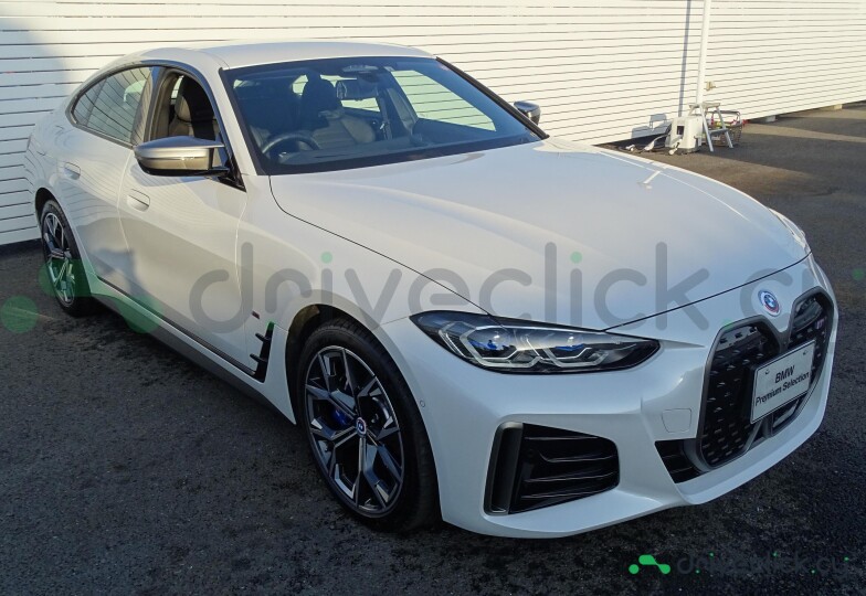 BMW i4 White