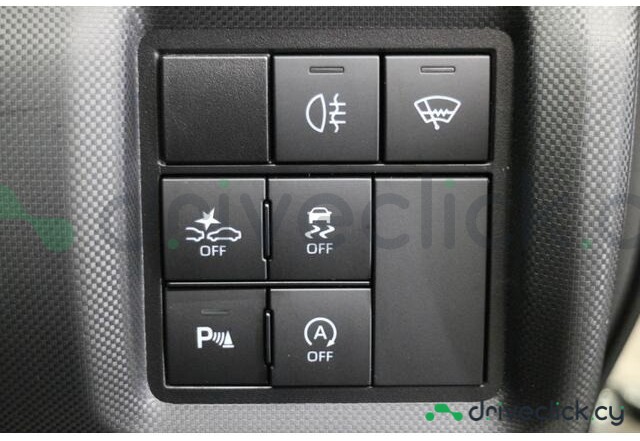 Daihatsu Rocky Бежевый